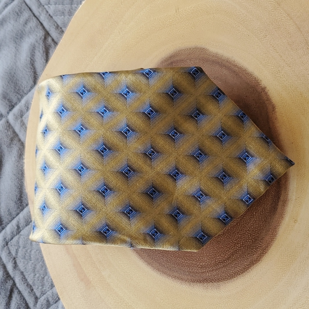 Screenplay by Martin Wong mens tie